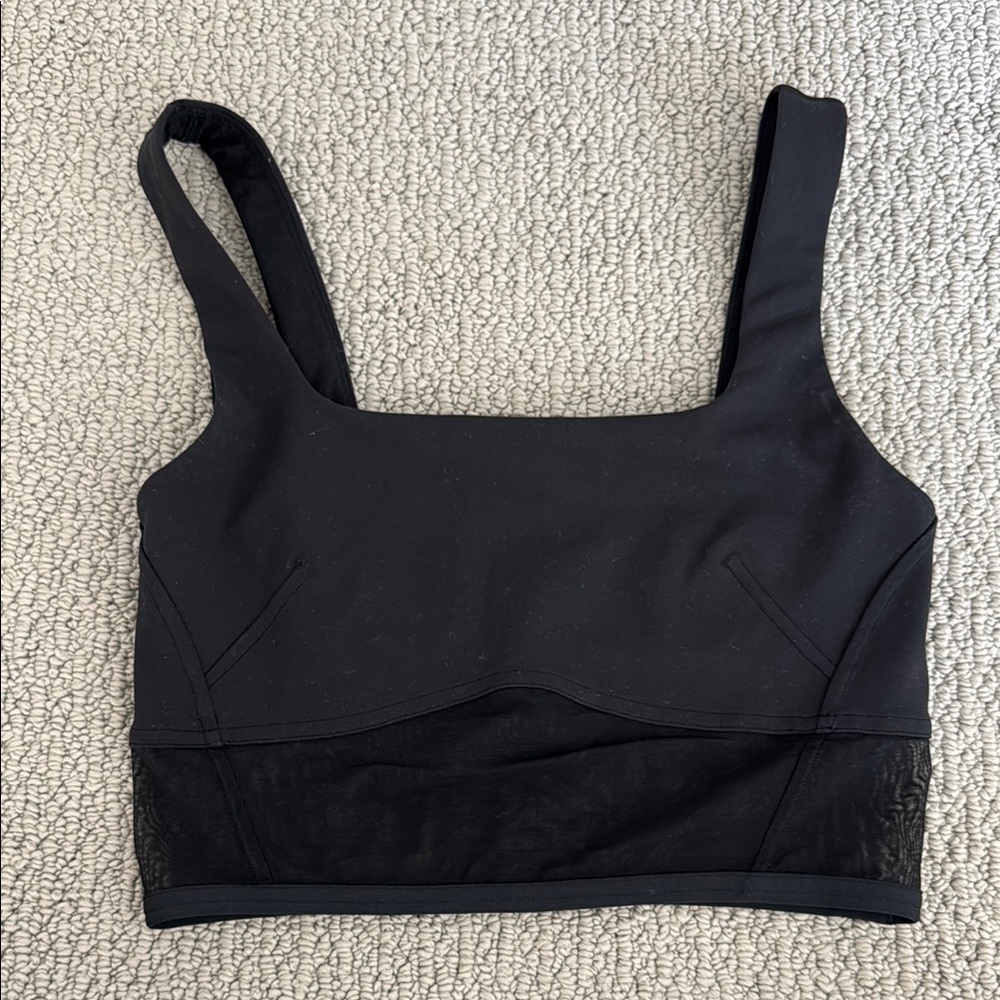 Lululemon Sports Bra- mesh bottom